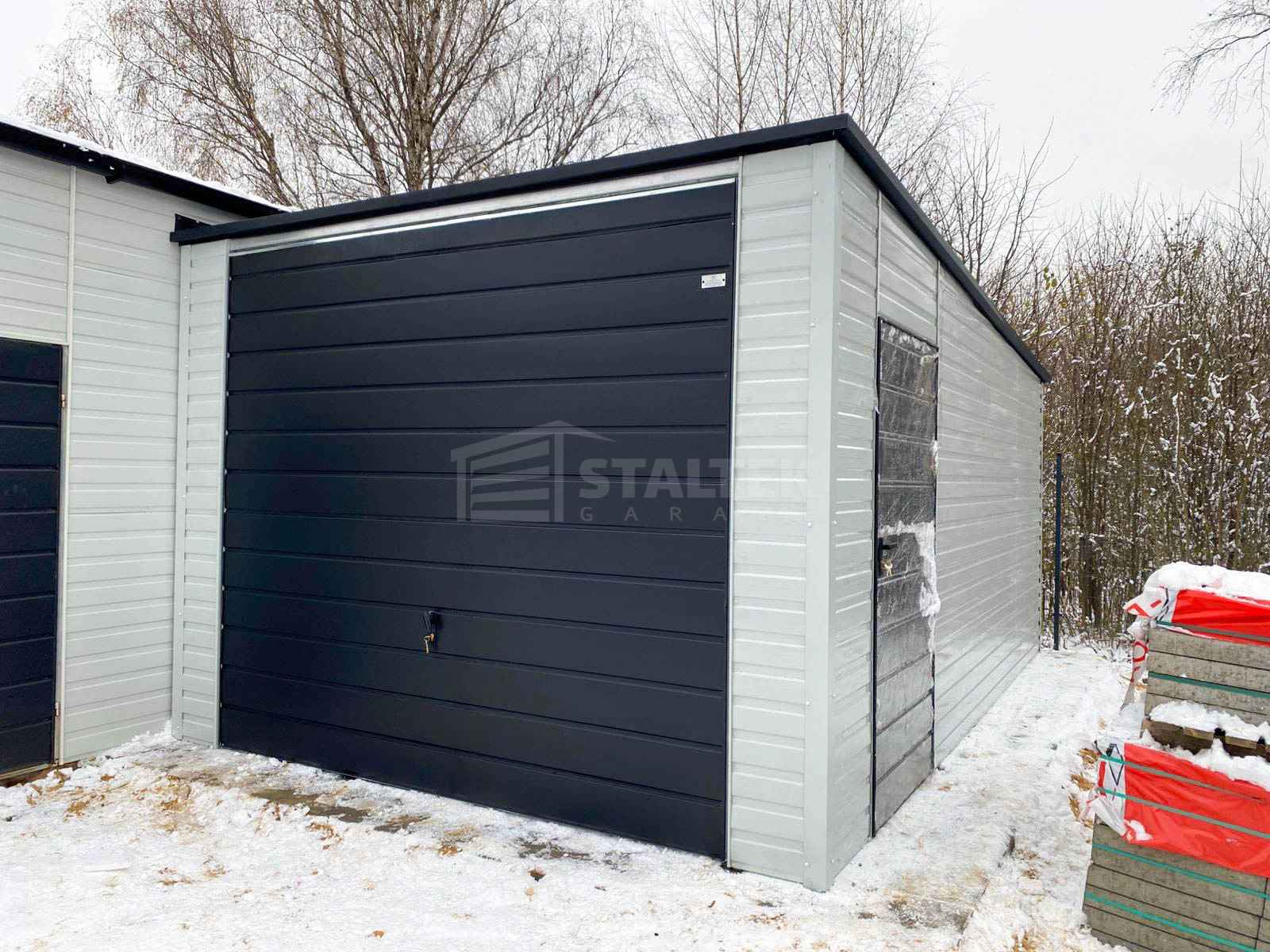 Garaż blaszany 3,5X5m –  brama – drzwi - biały - spad w tył ST228 Białystok - zdjęcie 2