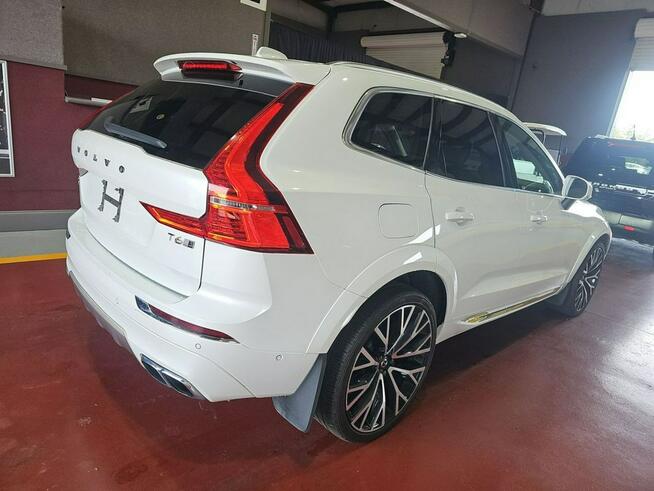 Volvo XC 60 AWD / najbogatasza wersja Inscription / Wrocław - zdjęcie 4