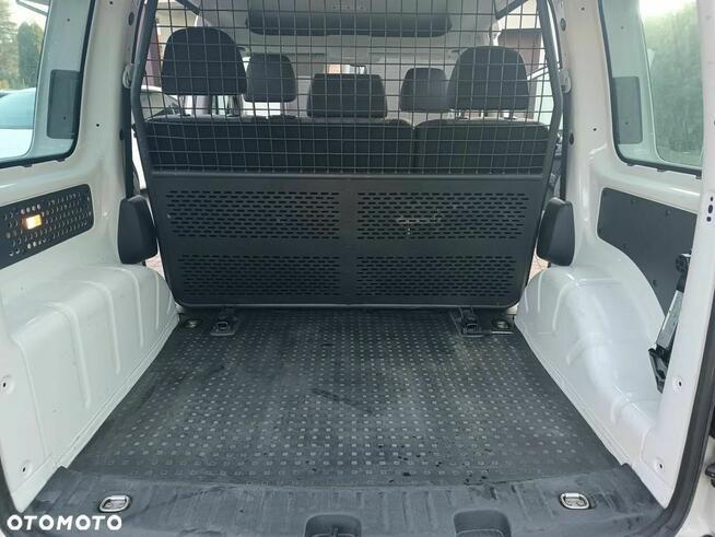 Volkswagen Caddy 2.0 TDI Comfortline Płock - zdjęcie 10