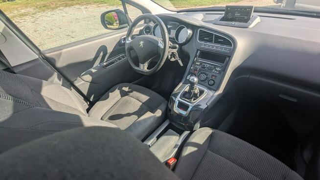 Peugeot 5008 2.0 HDI 150 KM/bezwypadkowy/serwisowany/opłacony Biała - zdjęcie 3