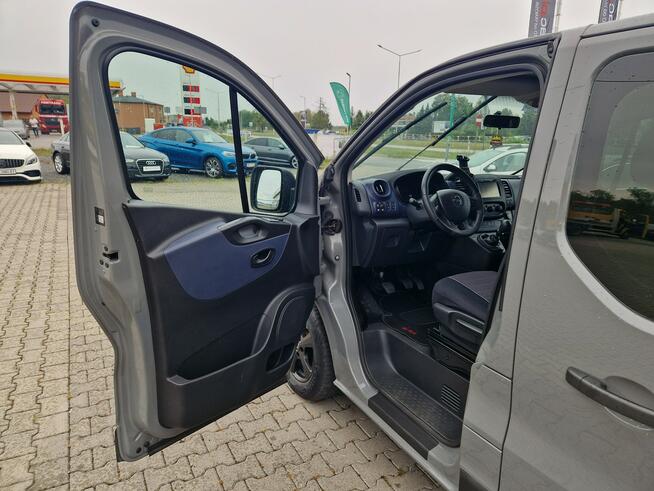 Opel Vivaro Drzwi z obu stron*Po serwisie*Navi*Bluetooth*Gwarancja Żory - zdjęcie 11