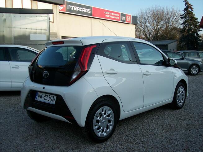 Toyota Aygo SALON PL. 100% bezwypadkowa + pełny serwis ASO Warszawa - zdjęcie 9