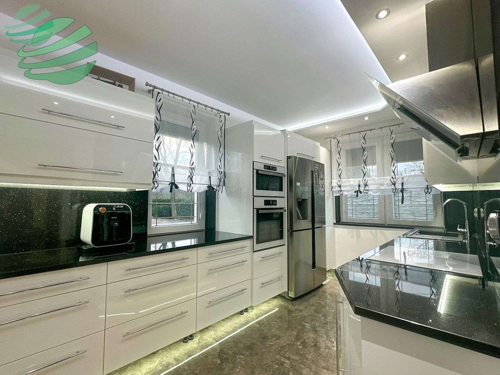 Dom wolnostojący z garażem na sprzedaż Sławno Warszkowo - zdjęcie 4