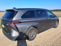 Toyota Sienna 2021 hybrid Suraż - zdjęcie 3