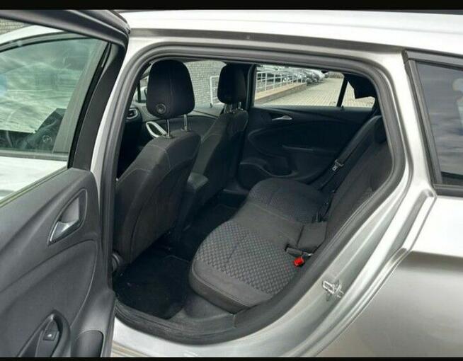 Opel Astra 1.5CDTI Sportstourer 2020r. niski przebieg import Ciechanów - zdjęcie 5