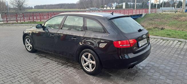 Sprzedam Audi A4 B8 rok 2012 177 KM Lamki - zdjęcie 6