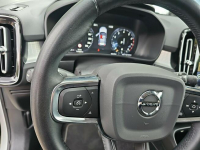 Volvo XC 40 B4 P Mild Hybrid Momentum. WE1G233 Wolica - zdjęcie 12