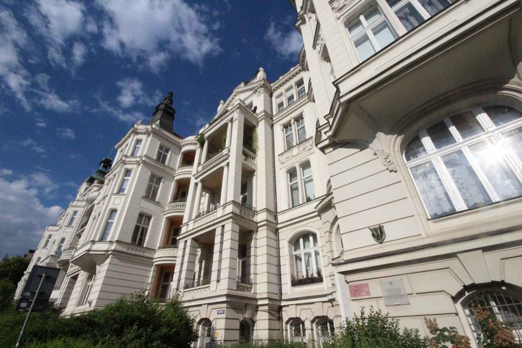 3pok 116met, okolice Galerii Dominikańskiej BALKON (Wrocław) Stare Miasto - zdjęcie 1