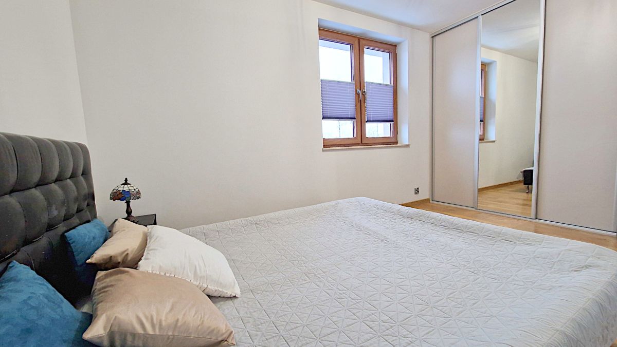 Narożna szeregówka z dużym ogrodem Porosły Porosły - zdjęcie 10