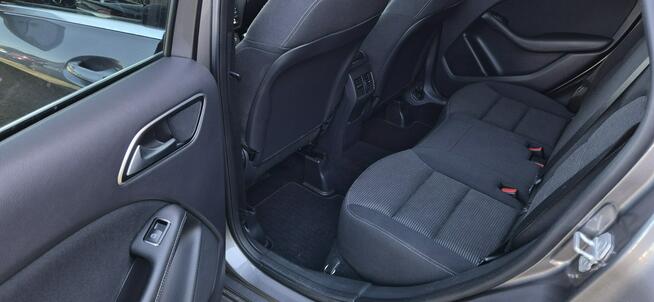 Mercedes B 180 LED-KPL. kół Paproć - zdjęcie 9