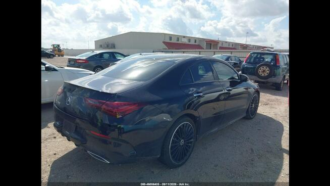 Mercedes CLA 250 4Matic / pakiet AMG / niski przebieg Częstochowa - zdjęcie 4