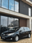 Avensis 1.8 benzyna Sol 147km KAMERA hak NAVI serwis BEZYWPADEK 2013 Tychy - zdjęcie 6