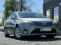 Toyota Avensis Salon Polska Bezwypadkowy Stan Bardzo Dobry benzyna gaz