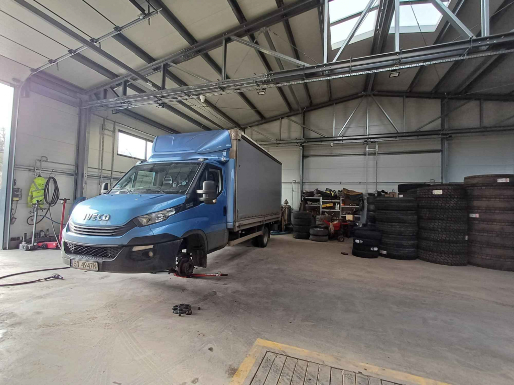 WULKANIZACJA - SPRZEDAŻ , SERWIS OPON Bytom - zdjęcie 4