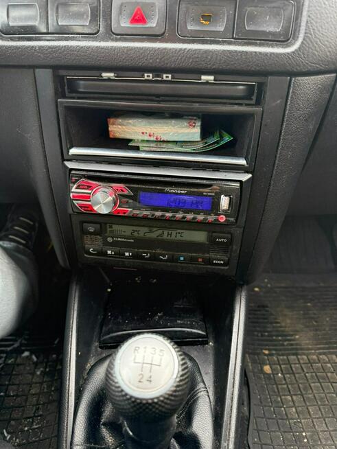 Volkswagen Golf Klimatyzacja - 1.9 TDI - 110KM Głogów - zdjęcie 8