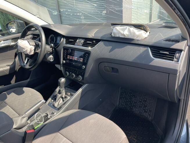 Škoda Octavia Salon PL Automat Klimatronik Kamera Podgrzewanie 150 KM Gliwice - zdjęcie 11