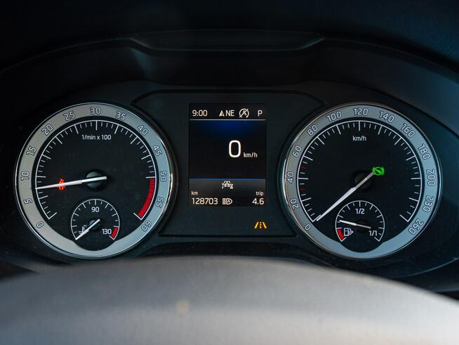 Škoda Karoq 1.6 TDI 4x2 Style DSG Podgrz.f Ambient K.cof LED Salon PL Gdynia - zdjęcie 12