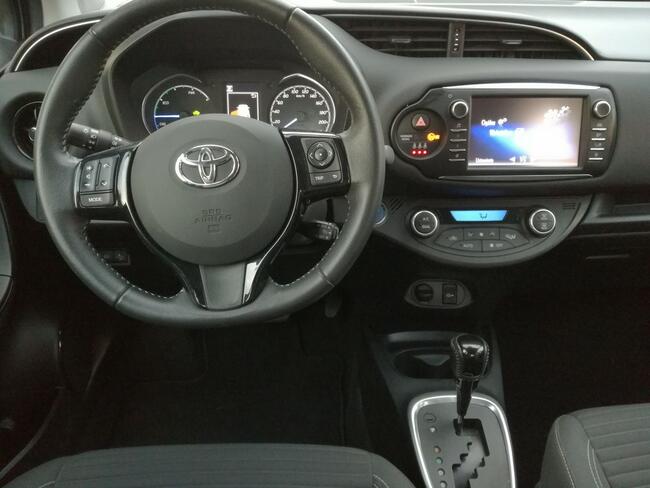 Toyota Yaris Hybryda 42 tyśkm Sieraków - zdjęcie 11