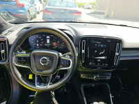 Volvo XC 40 AWD / R-Design / niski przebieg Tarnów - zdjęcie 10