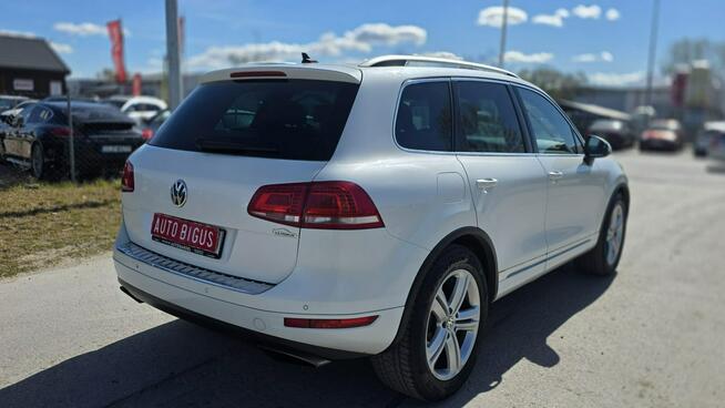 Volkswagen Touareg 4x4 ledy automat bixenon R-LINE  biała perła Lębork - zdjęcie 8