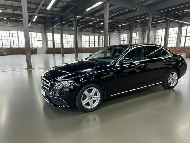 Mercedes E 200 Bez wkładu Zadbany użytkowany na trasach Kraków - zdjęcie 3