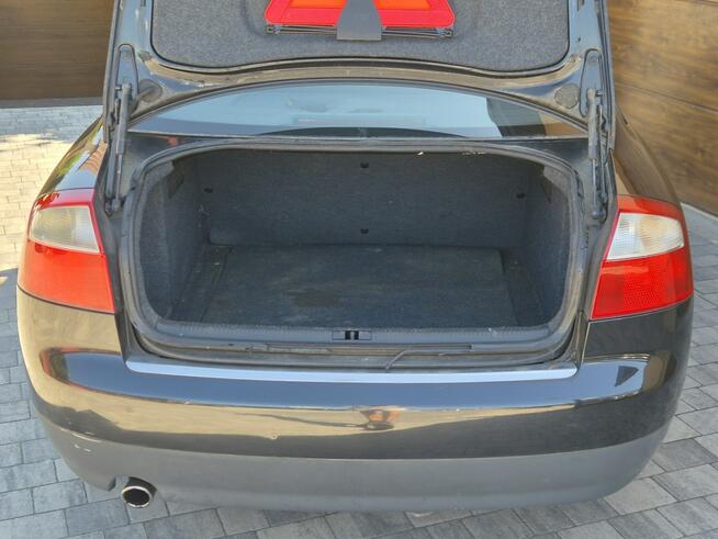 Audi A4 2002r, 1.6B, Czarny, Sedan, Jeździ, Opłaty są Radom - zdjęcie 6