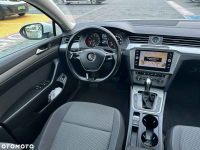 Volkswagen Passat 1.4 TSI ACT Trendline DSG 2018  103708 km Benzyna Tychy - zdjęcie 9