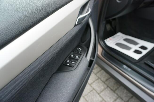 BMW X1 4x4 xDrive 143KM, zadbane, zarejestrowane, roczna gwarancja, Opole - zdjęcie 10