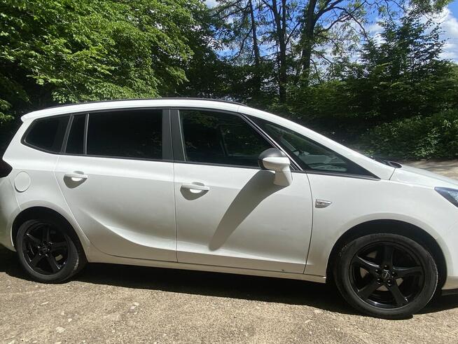 Sprzedam Opel Zafira Tourer Rumia - zdjęcie 3
