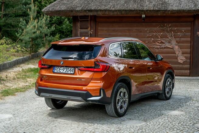 BMW X1 U11 Premium Pack / Dach Panoramiczny / LED / Steptronic / 2022 Ropczyce - zdjęcie 4