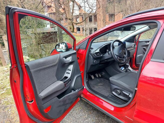 sprzedam Forda Puma EcoBoost Hybrid z salonu Polska Kraków - zdjęcie 8