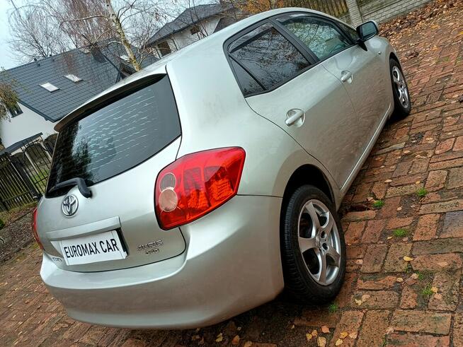 ZADBANY AURIS diesel 2,0 !!! Ruda Śląska - zdjęcie 2