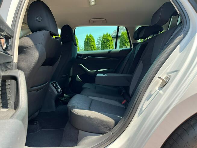 Skoda Octavia 1.5 TSI | 2022 | Serwis ASO | Salon PL | 150 KM | Manual Nowe Iganie - zdjęcie 8