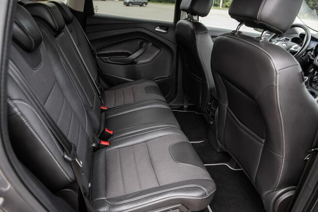 Ford Kuga Titanium Plus ! Super Stan ! Serwisowana ! Opłacona ! Zwoleń - zdjęcie 8