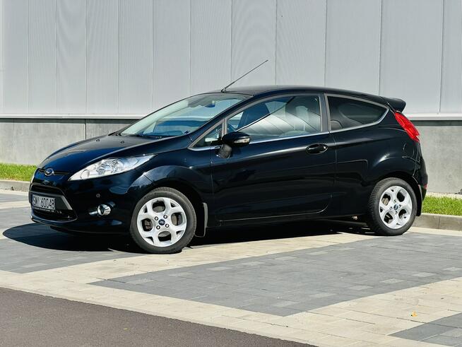 Ford Fiesta Mk7 1.25 Benzyna 82 KM Titanium Mikołów - zdjęcie 4