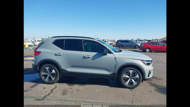 Volvo XC 40 Bogata wersja wyposażenia / AWD / B5 / niski przebieg Tarnów - zdjęcie 6