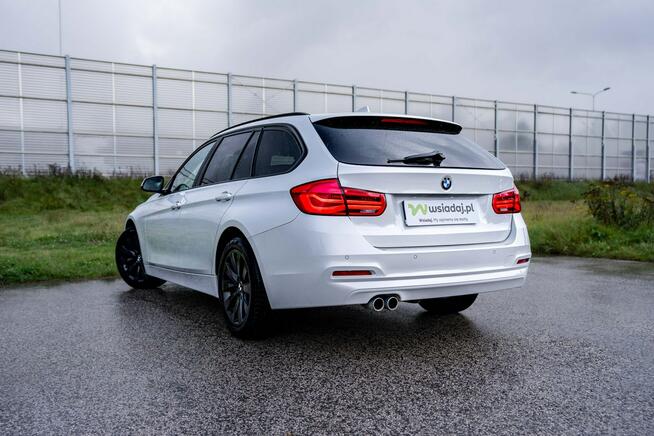 BMW 320d xDrive Touring, Salon PL, Bezwypadkowy, dod. komplet kół Warszawa - zdjęcie 4