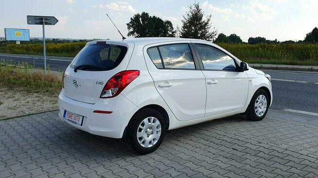 Hyundai i20 10 poduszek/Sprawna klimatyzacja/Bezwypadkowy/Zadbany Przyszowice - zdjęcie 4