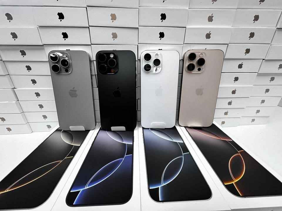 Apple iPhone 17 Pro Max, iPhone 17 Pro, iPhone Air, iPhone 16 Pro Max, Grunwald - zdjęcie 10