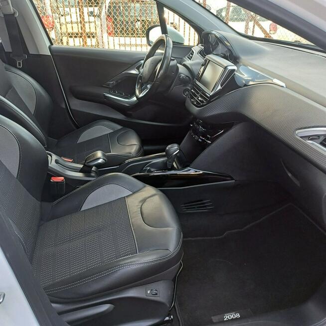 Peugeot 2008 110 KM Klimatronic Nawigacja Suchorzew - zdjęcie 10