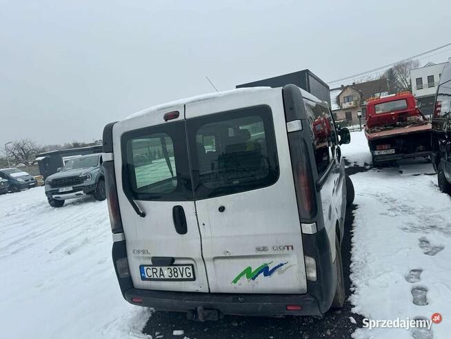 Opel Vivaro 2005 r VAN bez silnika Anusin - zdjęcie 5