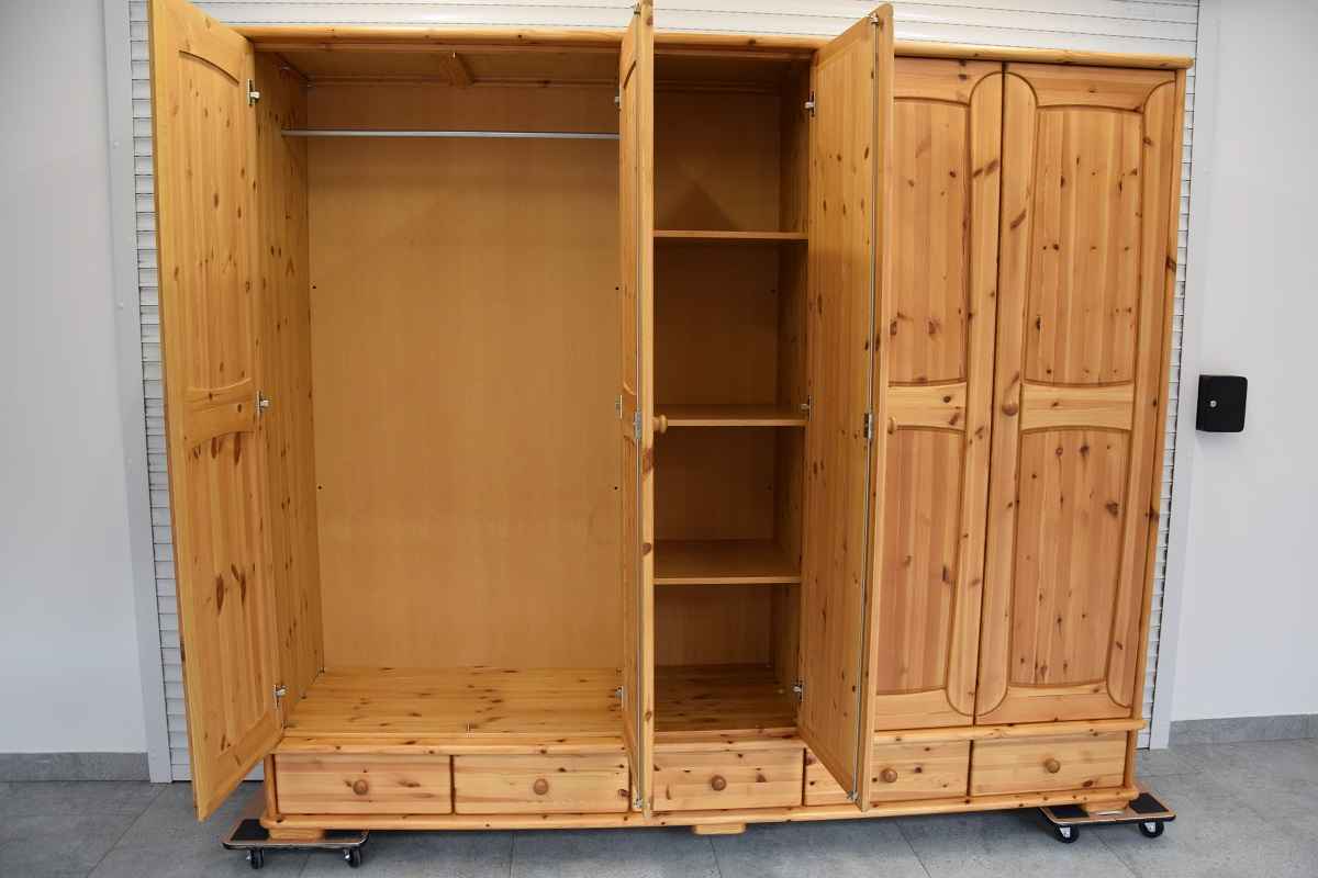 szafa z drewna sosnowego - jak nowa Olsztyn - zdjęcie 5