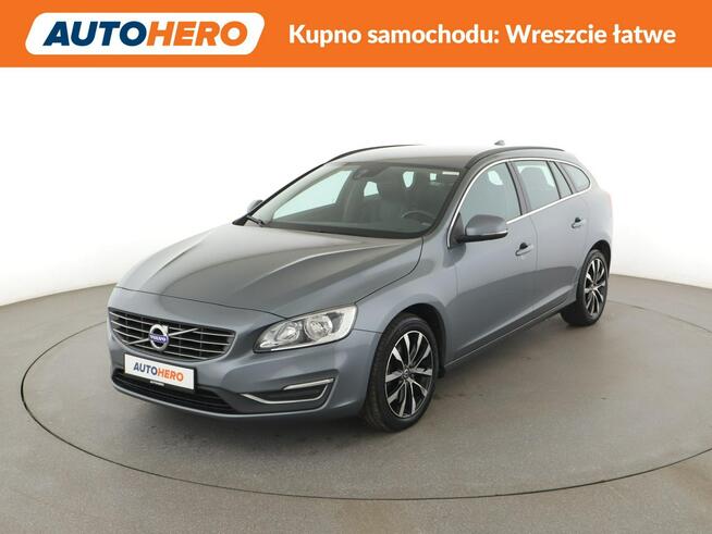Volvo V60 FV23%, Czujniki, Navi, Aut.klima, Podg.fotele Warszawa - zdjęcie 1