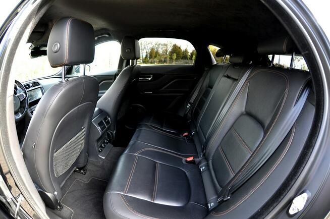 Jaguar F-PACE 2.0 180KM Skóra Navi Led Kamera Serwis Płock - zdjęcie 9