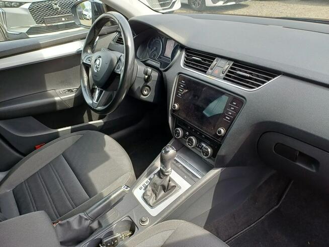Škoda Octavia AUTOMAT*Navi*LED*Kamera*Tablet*PDC*1 wł*Alu*Gwarancj Chrzanów - zdjęcie 12