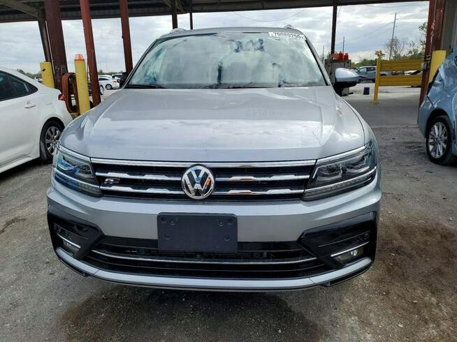 Volkswagen Tiguan / 4x4 / R-Line / niski przebieg / Tarnów - zdjęcie 2
