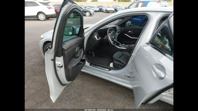 BMW 330 M-Pakiet / Piękna konfiguracja / niski przebieg Wrocław - zdjęcie 6