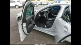 BMW 330 M-Pakiet / Piękna konfiguracja / niski przebieg Wrocław - zdjęcie 6