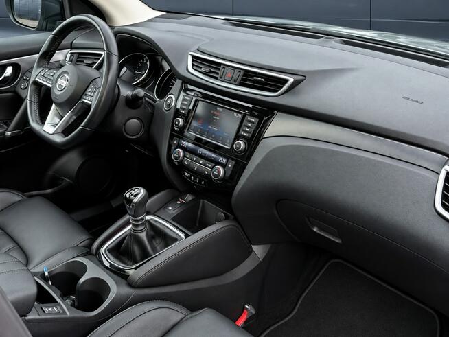 Nissan Qashqai 1.3 DIG-T Premium Edition Tarnowskie Góry - zdjęcie 7
