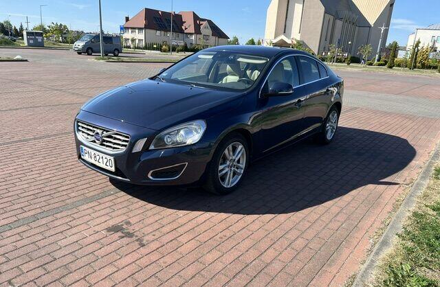 Sprzedam Volvo S60 II Momentum z 2012 Konin - zdjęcie 3
